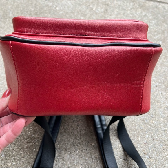 NWT Loungefly Harry Potter Gryffindor Elderwand Mini Backpack - Picture 9 of 12